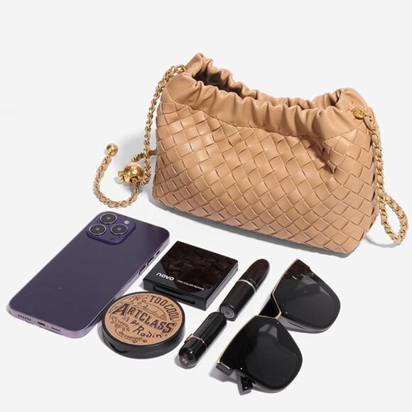 Apricot woven leather dumpling bag with straps, evening clutch, crossbody style - Picture 5 of 6